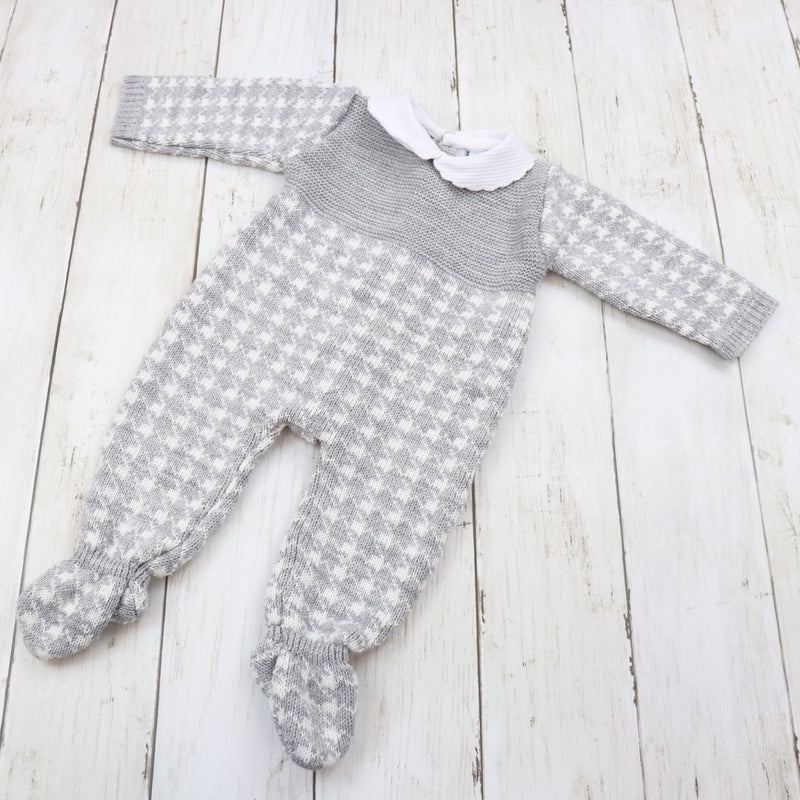 0-1 Month Sardon Knitted Babygrow EUC