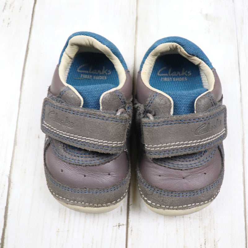 C2.5 Clarks First-Walking Shoes GUC
